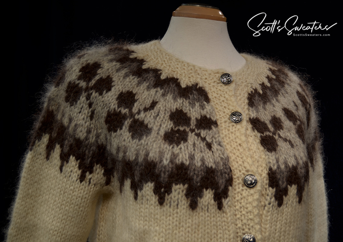 Strickjacke aus isländischer Wolle für Damen