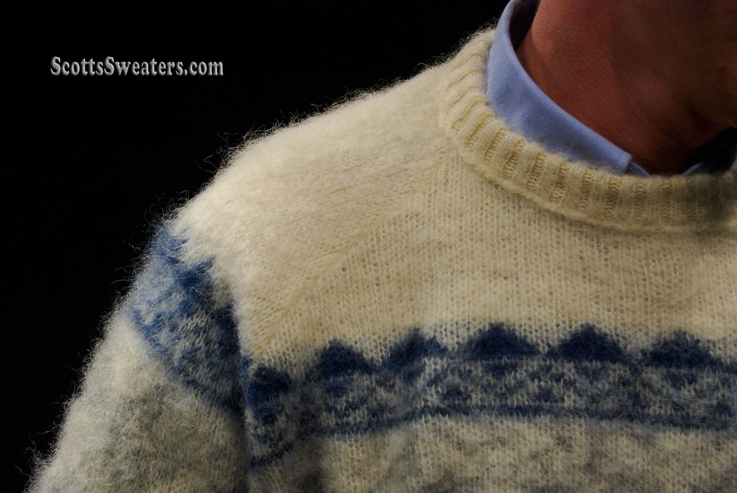 Men's Icelandic Wool Crewneck Sweater with Blue Design by Samband of Iceland