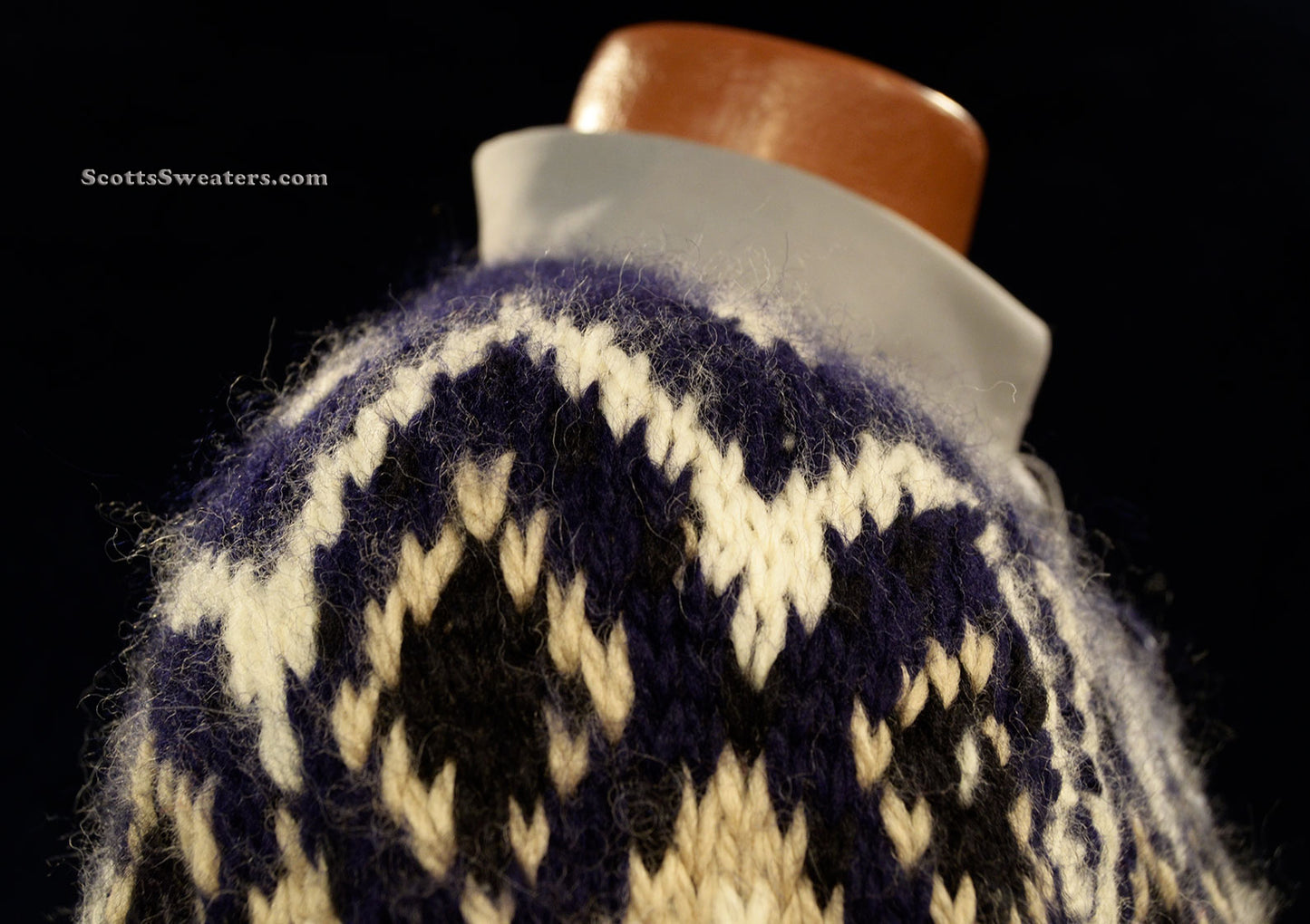 Men's Icelandic Wool Cardigan Sweater with Navy-Blue Design by Swing Boat