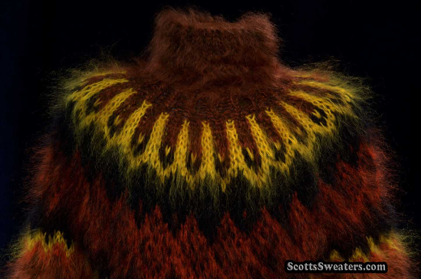 Handgestrickter Rollkragenpullover aus Mohair für Herren