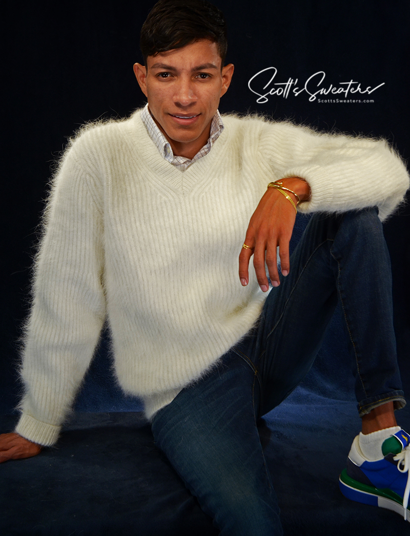 Weiche, luxuriöse Angora-Pullover für Herren