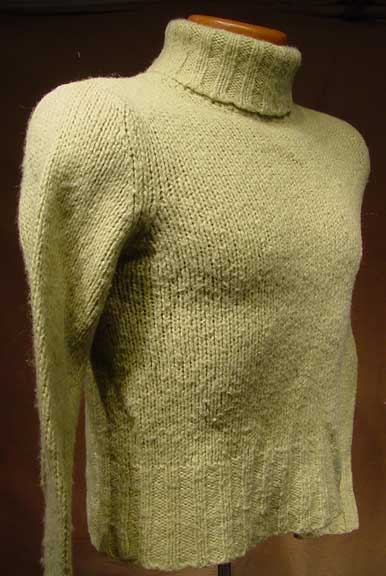 Woman's Pale-green Wool-Acrylic Turtleneck Sweater by Old Navy