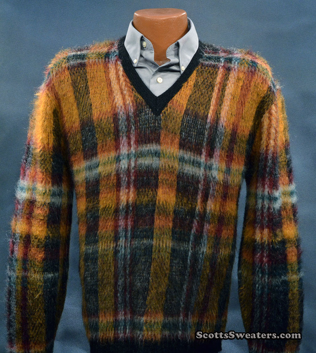 Klassischer Retro-Pullover aus zotteligem Mohair mit Karomuster und V-Ausschnitt [#500-056,201-001,602-016]