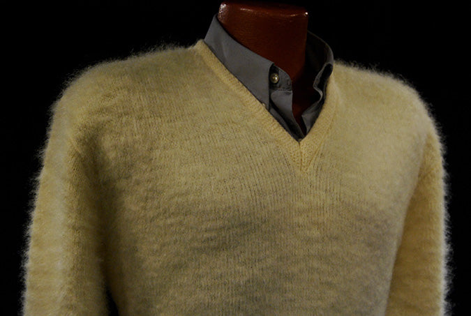 Retro Ivory Original Mohair V-Neck Sweater by Arrow Cum Laude [#606-037]