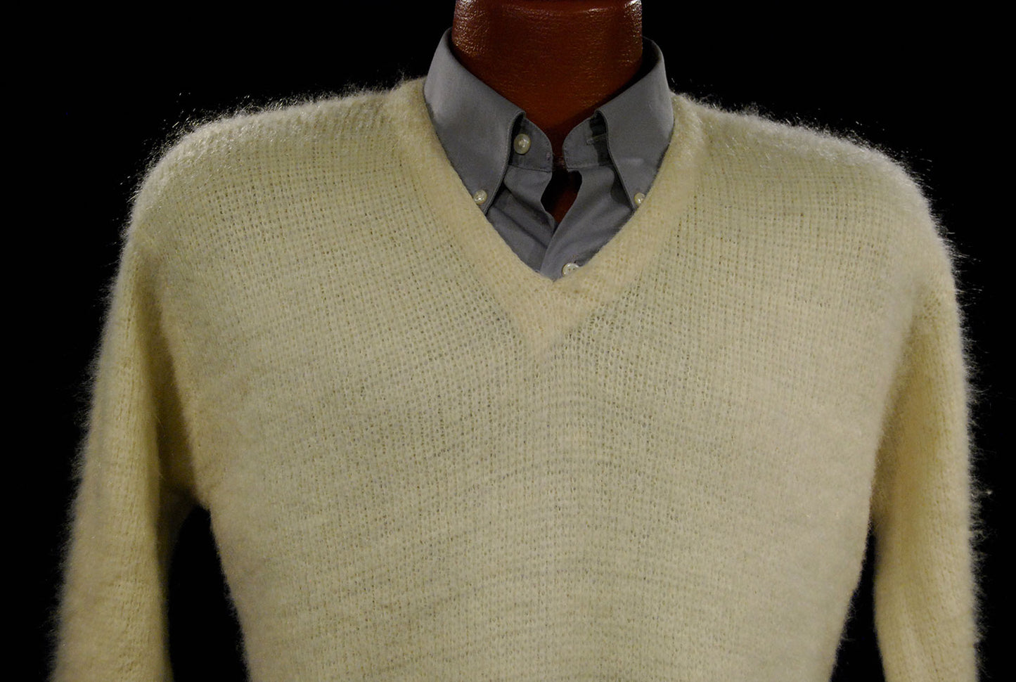 Cream colored Retro Classic Original Mohair V-Neck Sweater [607-070]