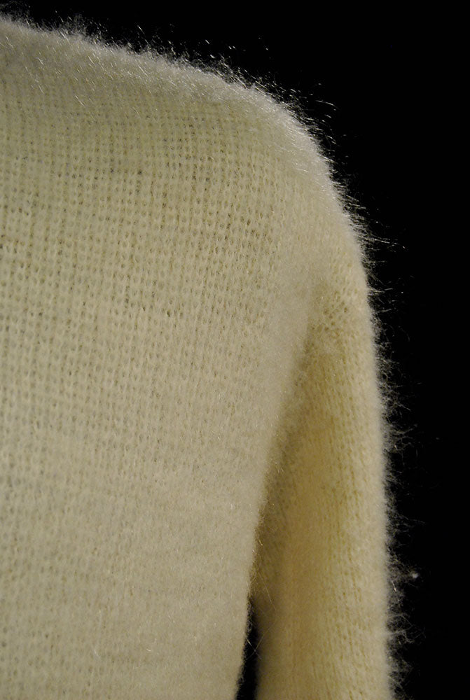 Cream colored Retro Classic Original Mohair V-Neck Sweater [607-070]