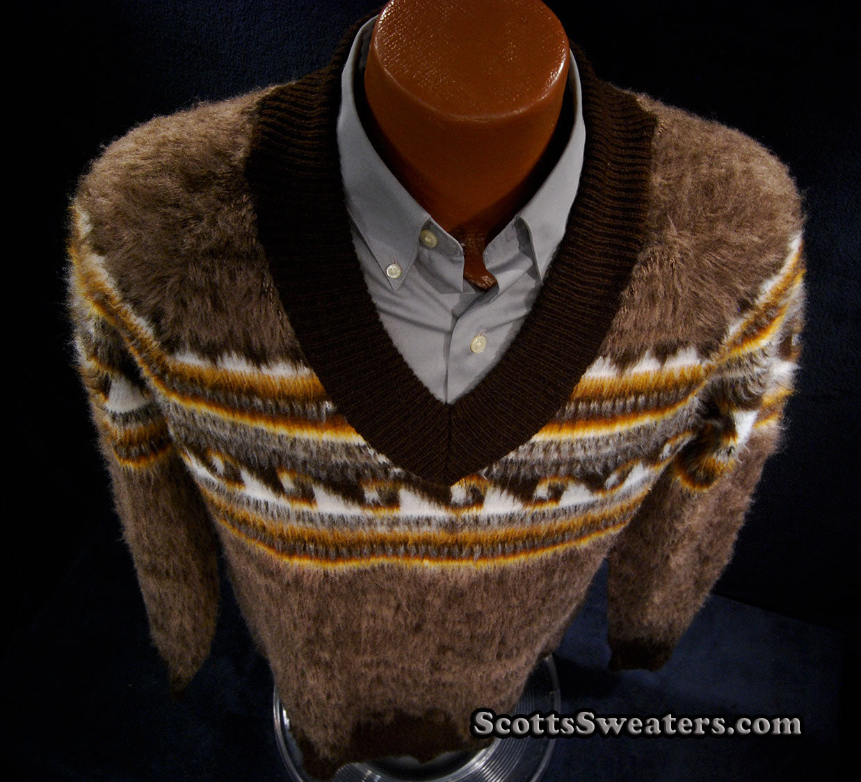 Men's Alpaca V-Neck Sweater [#607-072]