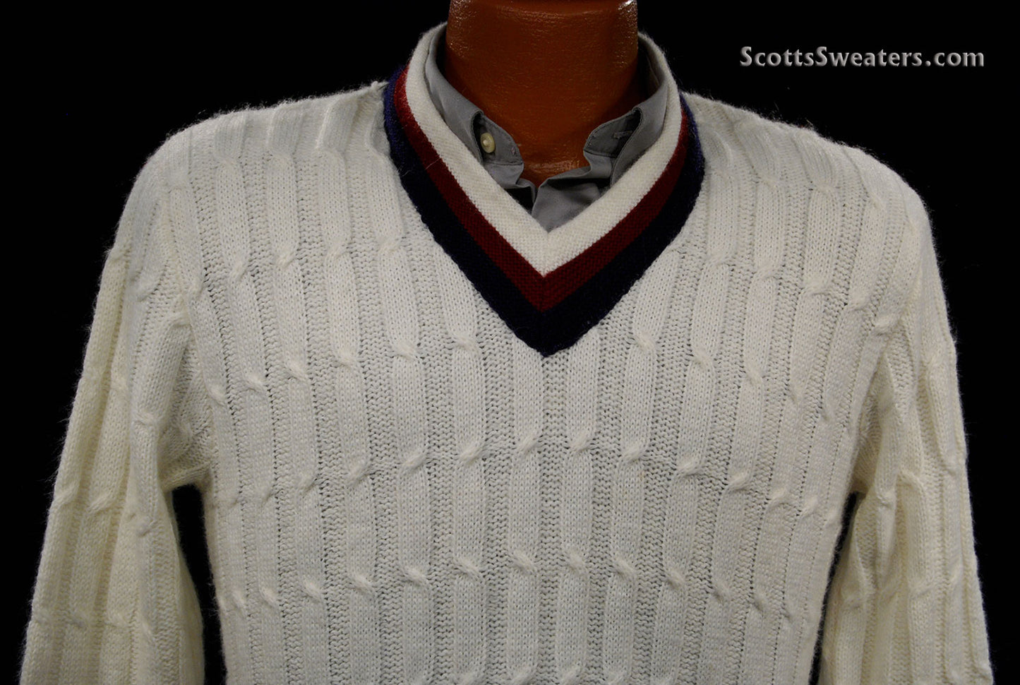 Men's Classic V-neck Pullover Tennis Sweater [#610-026]