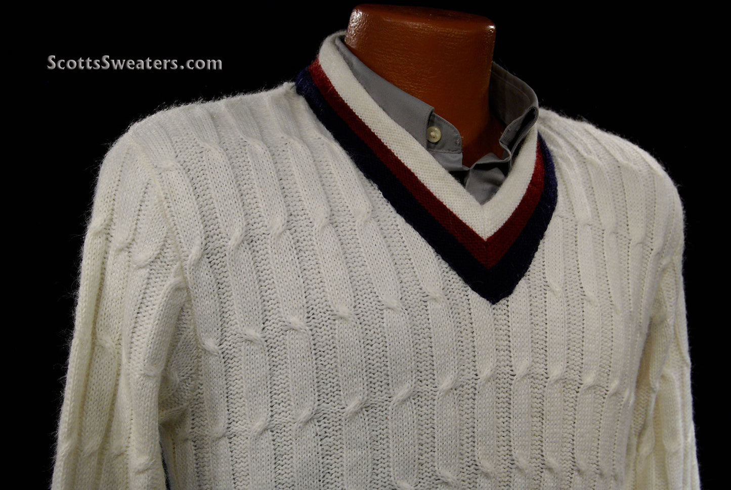 Men's Classic V-neck Pullover Tennis Sweater [#610-026]