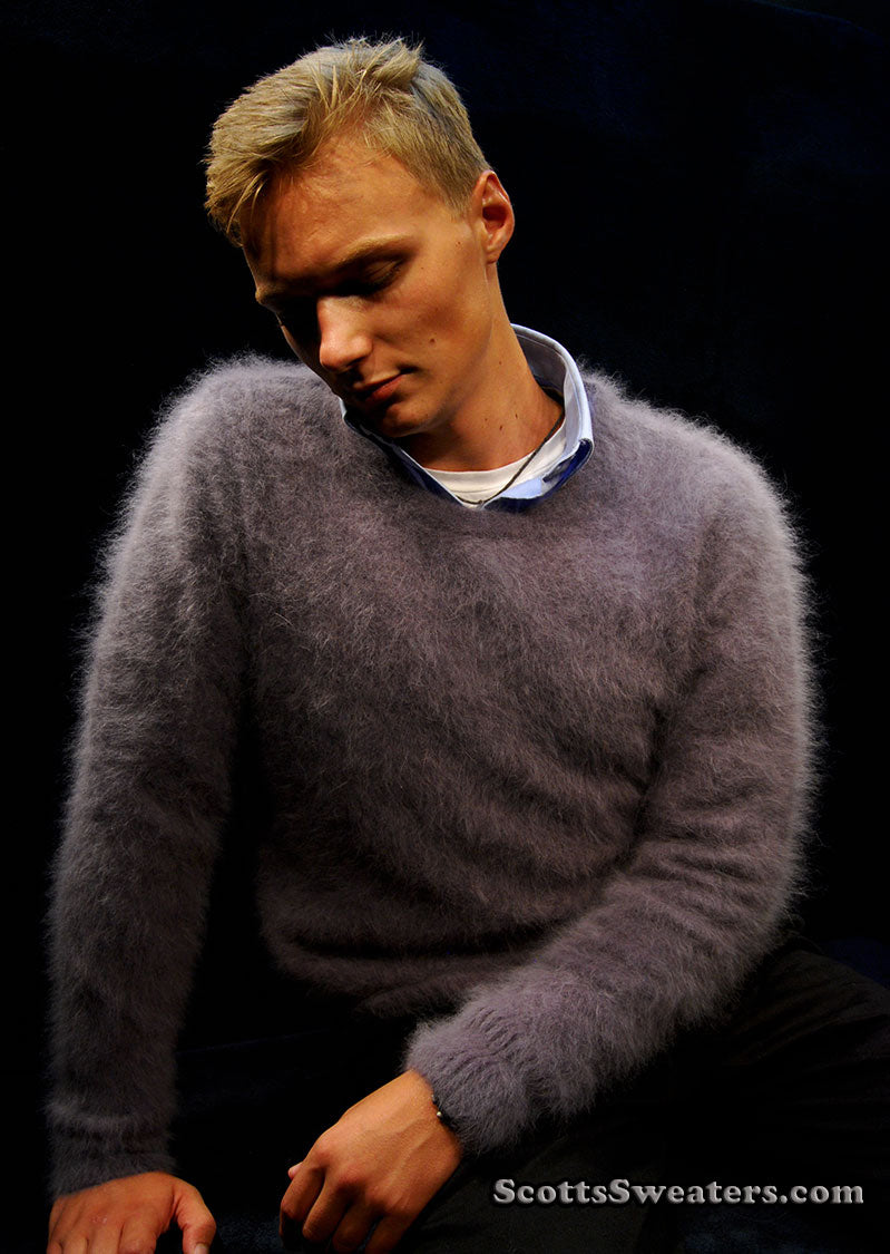 611-005Crw Men's Ultra-Soft Angora CREWNECK Sweater