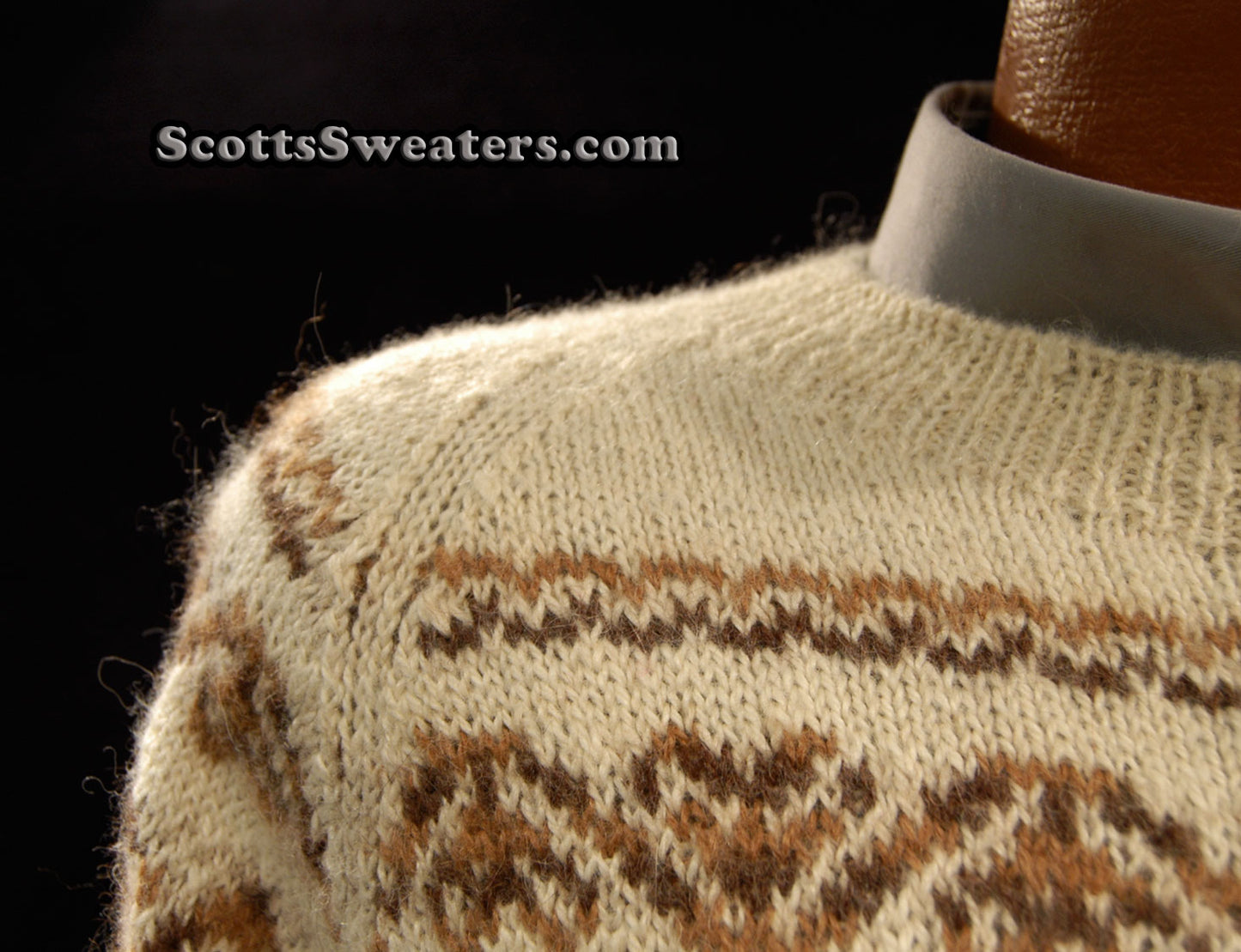 Men's Ivory Geometric Pattern Alpaca Crewneck Sweater by Fotrama [#611-089]