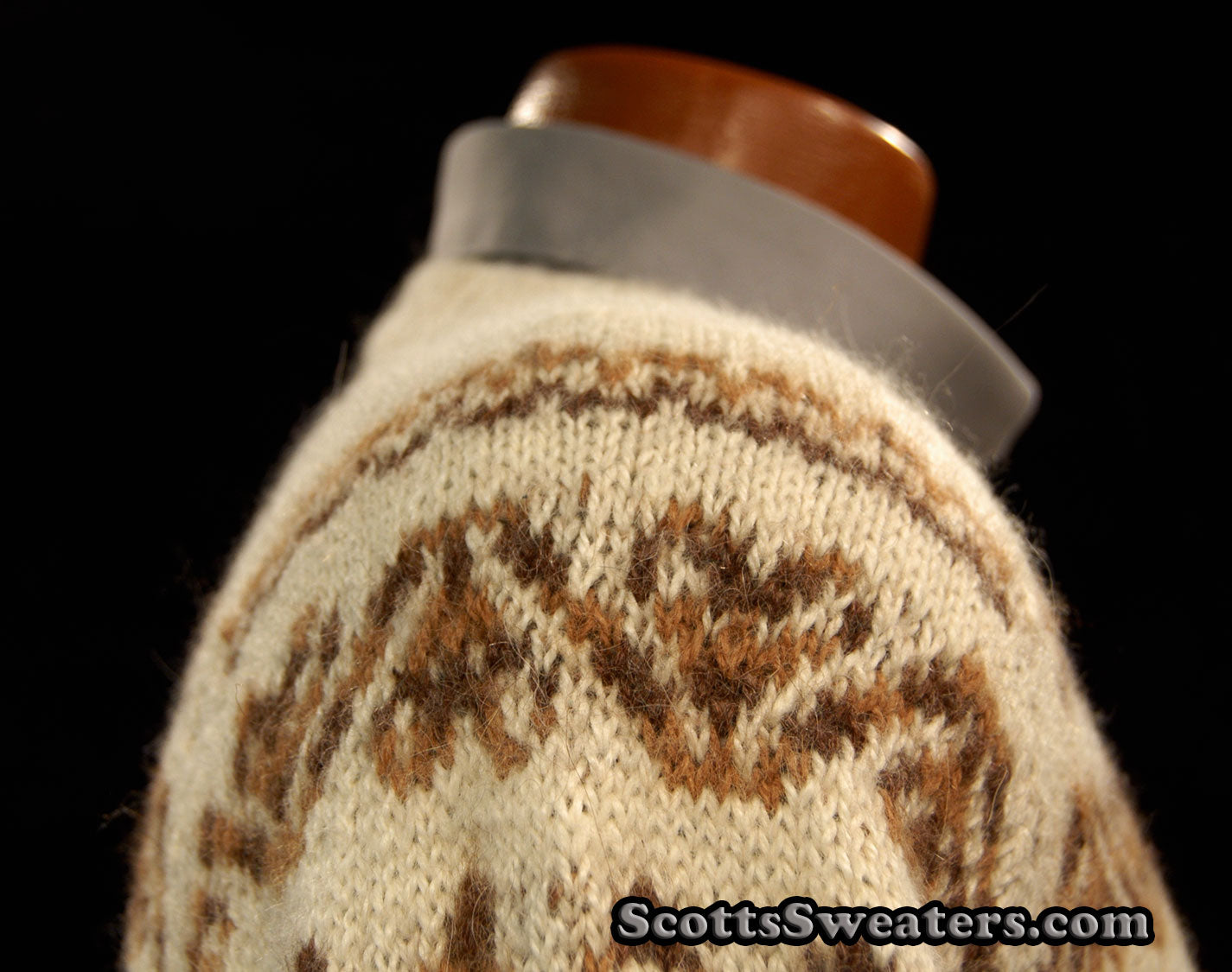 Men's Ivory Geometric Pattern Alpaca Crewneck Sweater by Fotrama [#611-089]