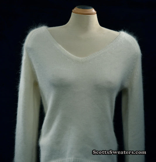 Woman's White Angora Split-cuffs V-neck Sweater by H&M