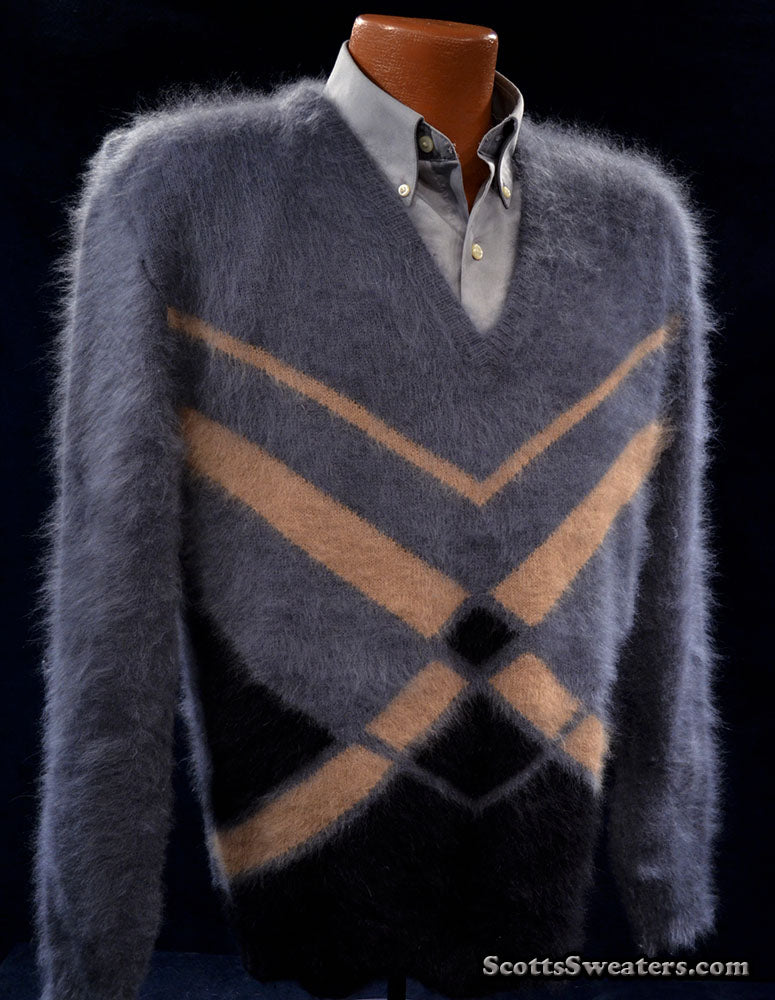 615-014 Men's Ultra-Soft Angora Sweater