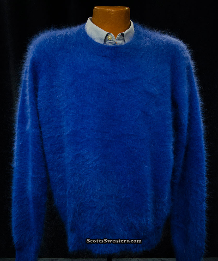 616-090Crw Men's Ultra-Soft Angora Crewneck Sweater