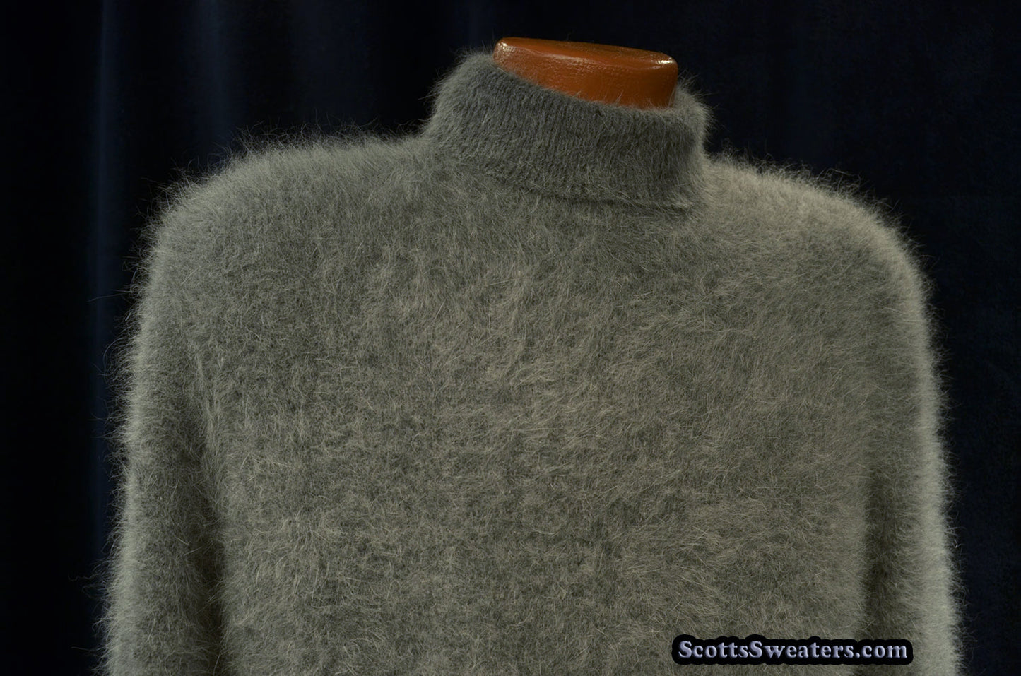 616-090T Men's Ultra-Soft Angora Turtleneck Sweater