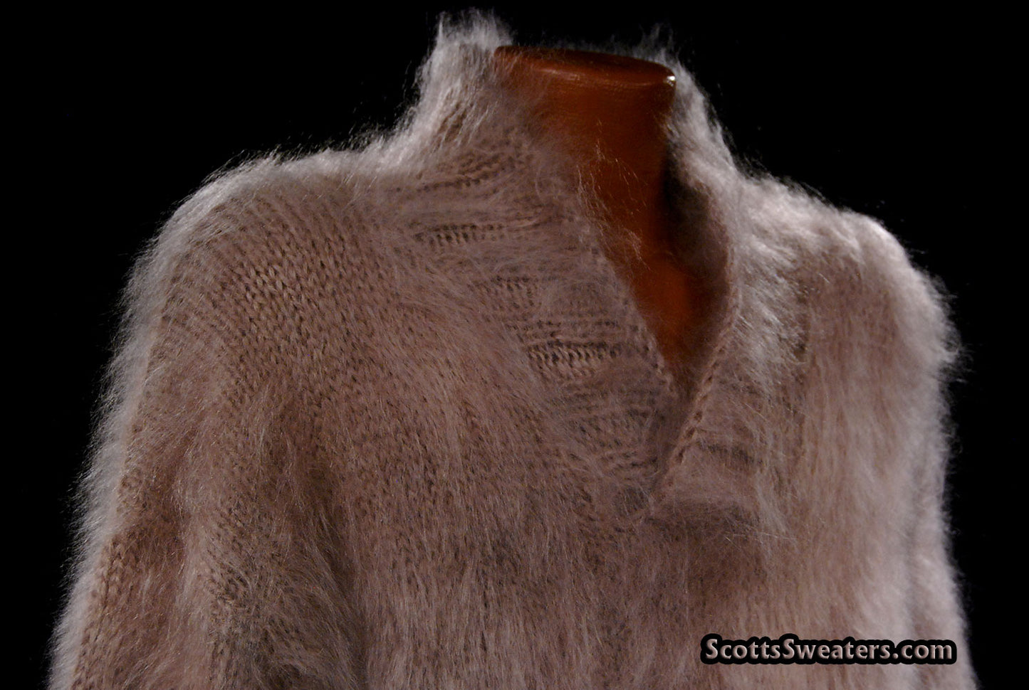 Men's Handknit Mohair Shawl-neck Sweater [#700-067]